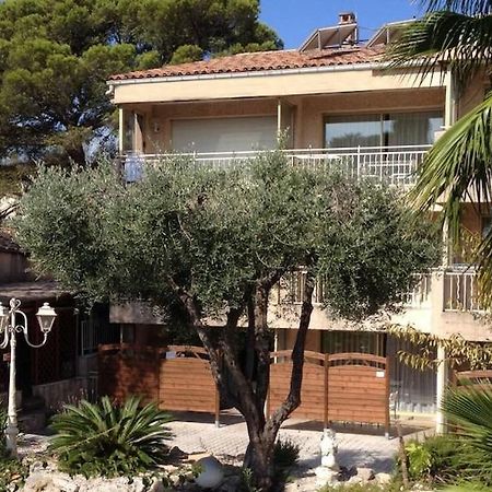 Les Studios Famandiers Saint-Raphaël Extérieur photo